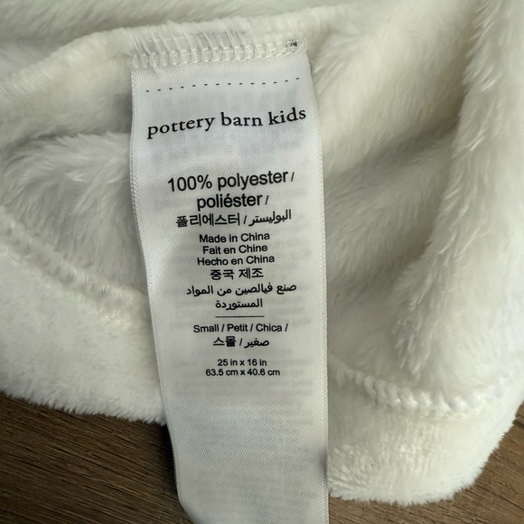 Pottery Barn Kids Cozy Cream Hooded Bathrobe - Picture 5 of 8